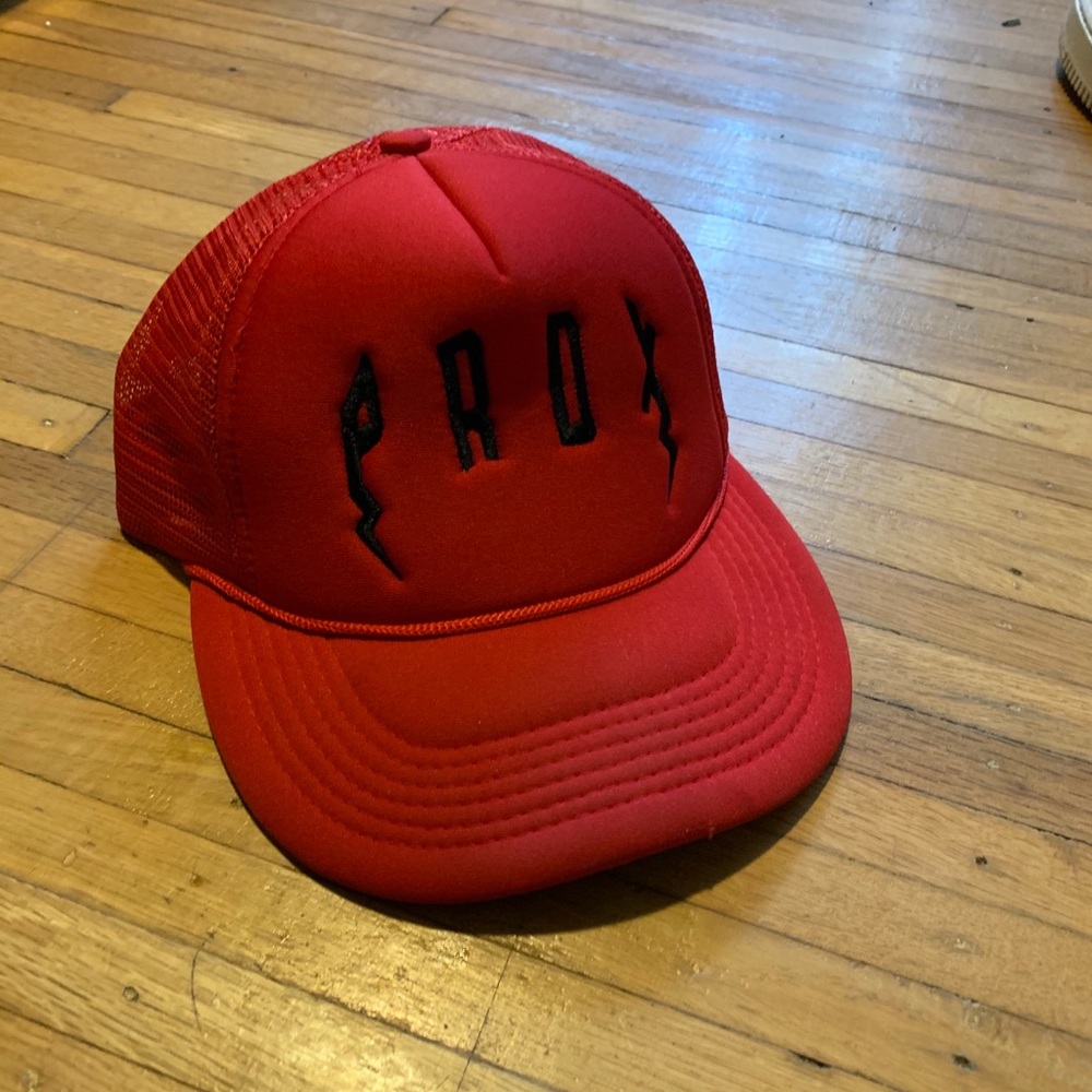 Paradox Hat